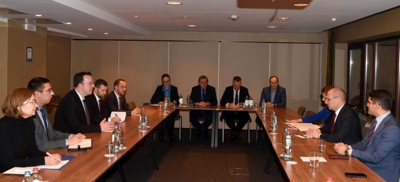 НИКОЛОСКИ: Македонија се фокусира на изградба на големи инфраструктурни проекти