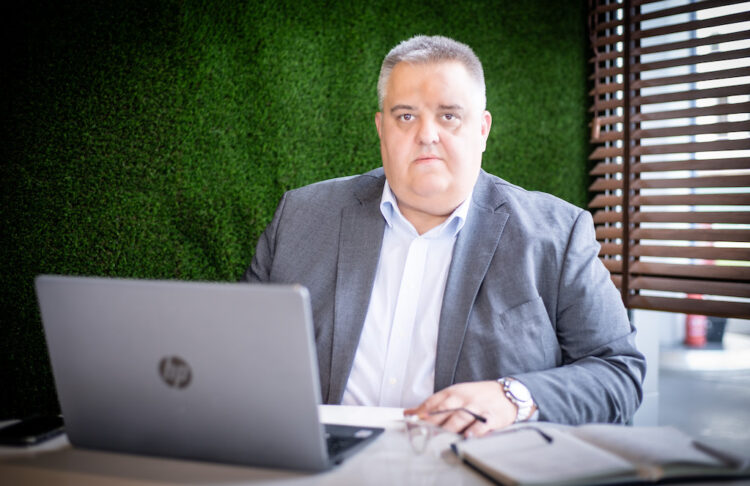 Сотир Сотировски: МРТВ мора да ја преземе одговорноста за зачувување на македонскиот идентитет!