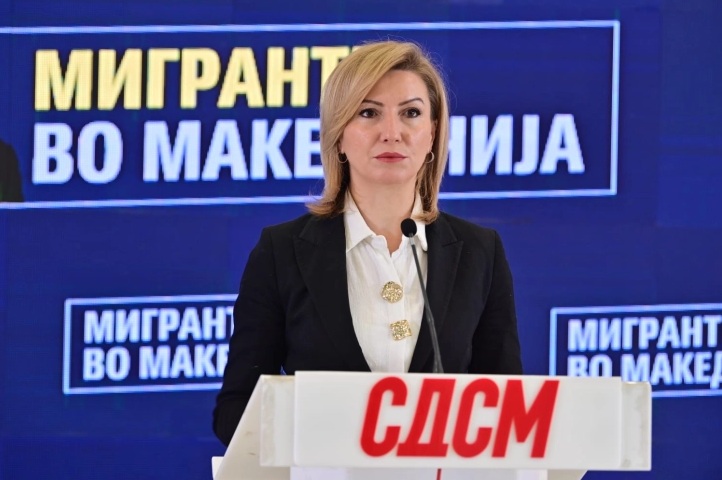 КУЗЕСКА ВО ДОНКИХОТОВСКА БИТКА СО МИГРАНТИ: Борбата на СДСМ за Македонија почна и нема да застане, сите ќе одговарате!