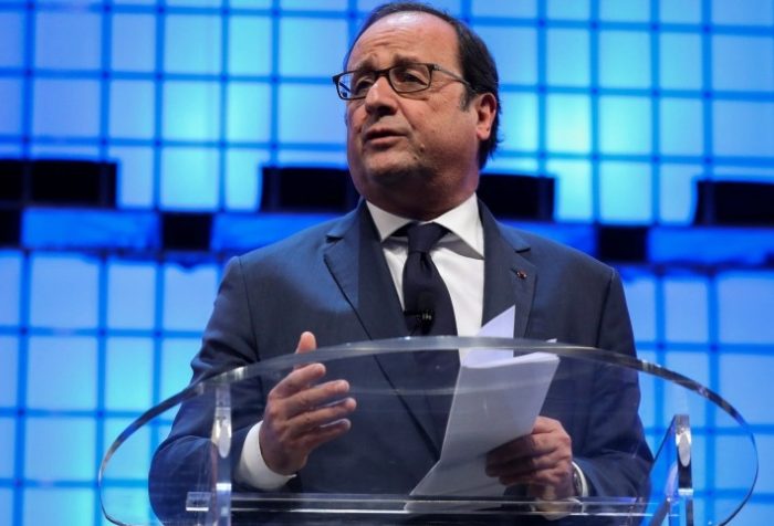 ОГРАБЕН ЕКС ПРЕТСЕДАТЕЛОТ НА ФРАНЦИЈА: Двајца мажи родени во Алжир ја ограбиле куќата на Франсоа Оланд во Париз