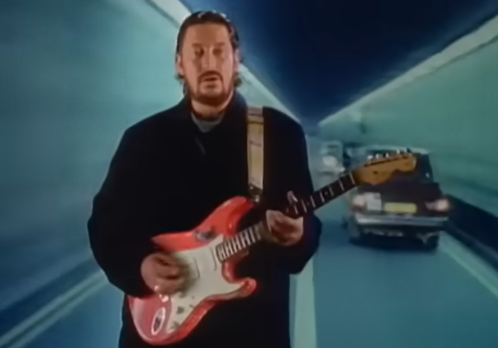 Почина Крис Реа, авторот на „Driving Home for Christmas“