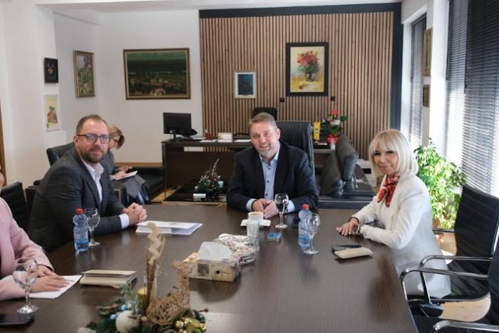 ЉУТКОВ: Карпош има голем потенцијал за културен развој, тука се Св. Пантелејмон, Скупи, Аквадуктот…