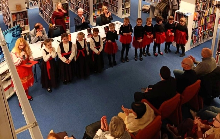 МАКЕДОНЦИТЕ ВО ХРВАТСКА: Македонски јазик во 7 основни училишта и 3 гимназии, првиот час е одржан во Загреб пред 20 години