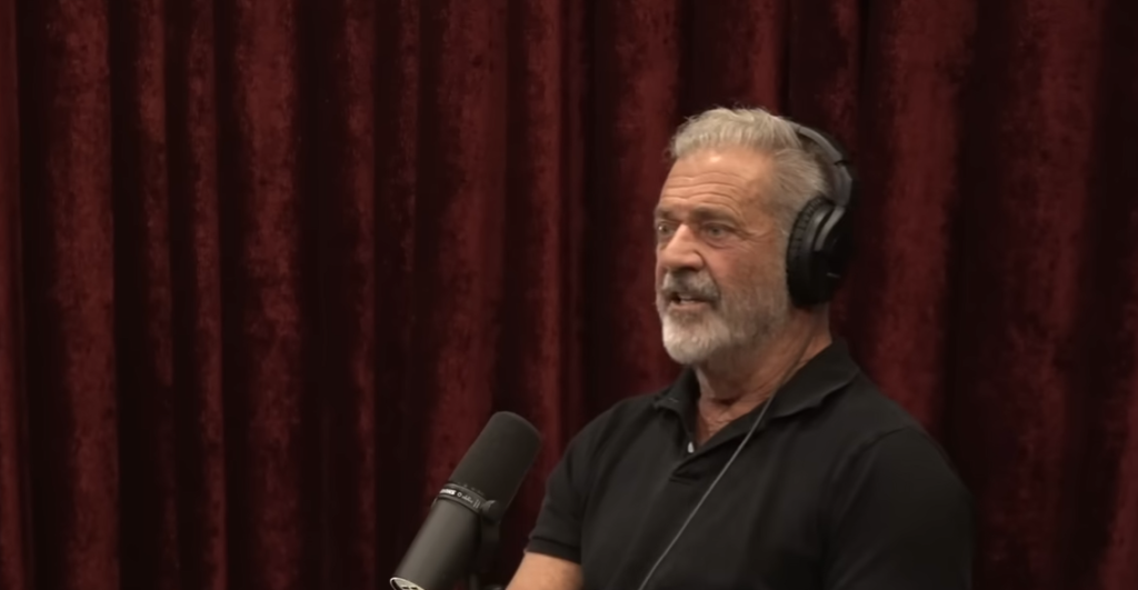 Мел Гибсон (69) и Розалинд Рос (35) се разделуваат по девет години