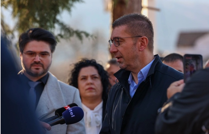 МИЦКОСКИ: Јас не можам да се изначудам кој ги насанка СДСМ со тема лажни вести за измислени мигранти, која ним не им е од полза