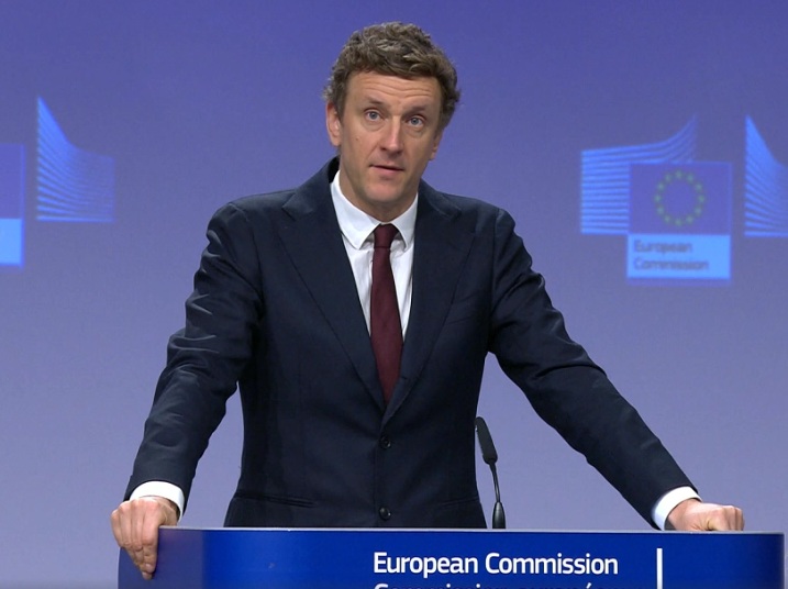 ЕУ МУ ГИ ВРЗУВА РАЦЕТЕ НА ПУТИН: Се работи на нов пакет за ограничување на способноста на Русија да води војна, вели Олоф Фил