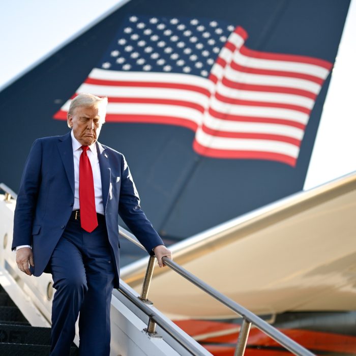 ТРАМП ПОТВРДИ: САД успешно извршија голем напад врз Венецуела и нејзиниот лидер Мадуро кој беше заробен и изнесен од земјата