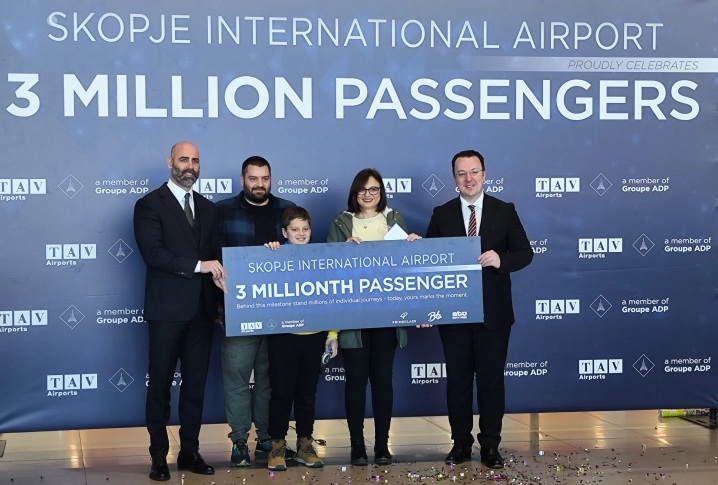 БЕСПЛАТЕН ЛЕТ ОД СКОПЈЕ ДО БАРИ: Милена Таскова е 3 милионитиот патник од аеродромот, до крајот на годинава 3,2 милиони патници