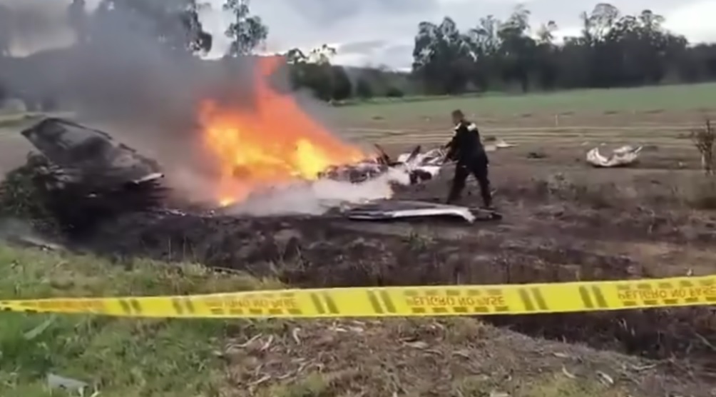 АВИОНСКА НЕСРЕЌА ВО КОЛУМБИЈА: Сите 15 патници и члнови на екипажот загинаа во авионот кој се урна на границата со Венецуела
