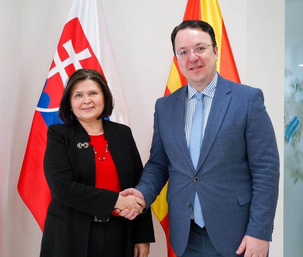 НИКОЛОСКИ: Од март нова авиолинија Охрид – Братислава