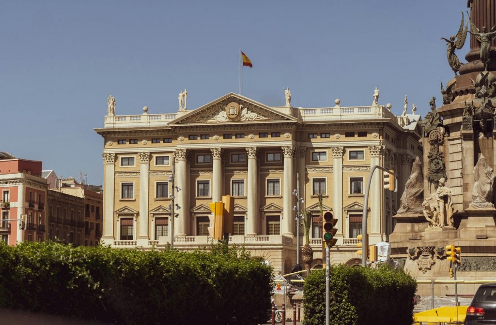 ШПАНИЈА КАКО ПОСРЕДНИК: Подготвени сме да помогнеме за мирно преговарачко решение за кризата во Венецуела