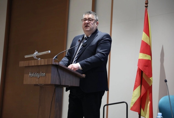 МИНЧЕВ: Нема веќе доживотни функции и недопирливи позиции, управните одбори само со три члена, а статусот в.д. станува исклучок