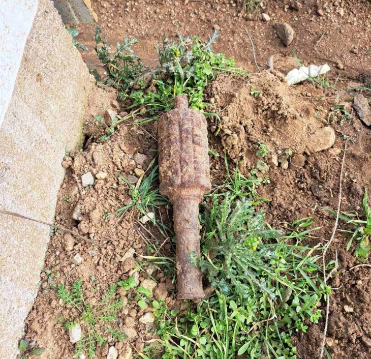 Безбедно отстранета ретка неексплодирана минофрлачка граната од 70 mm од Првата светска војна