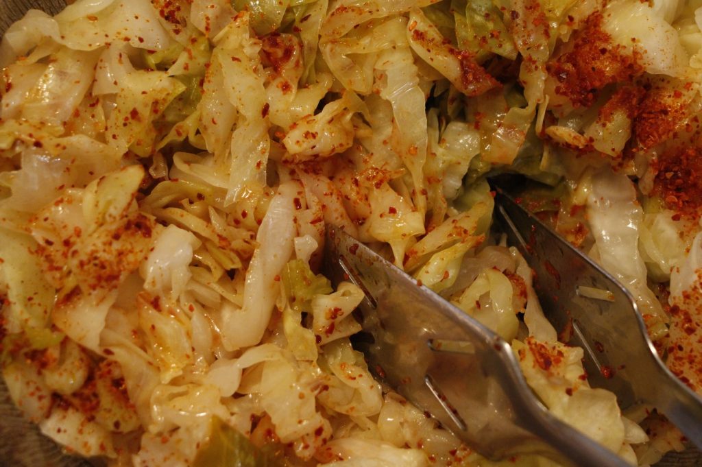 КИСЕЛА ЗЕЛКА ЗА ПОМАЛКУ НЕРВОЗИ: Ферментираната храна богата со пробиотици има ублажувачки дејства врз анксиозноста