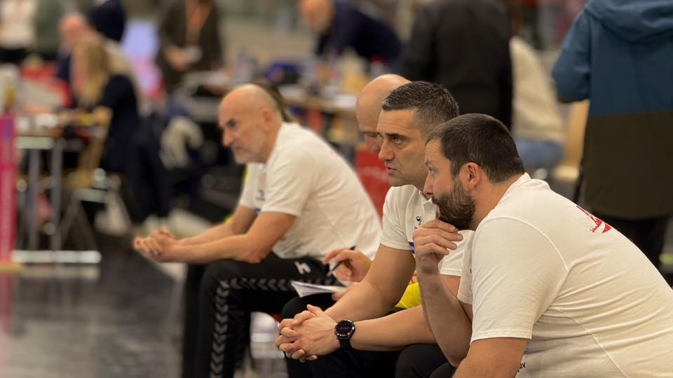 Македонија по голема драма до нерешено со Швајцарија и второ место на „Жолтиот куп“!