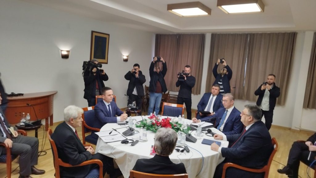 МИЦКОСКИ ЗА ЛИДЕРСКАТА: За поголем дел од прашањата имаме исто мислење