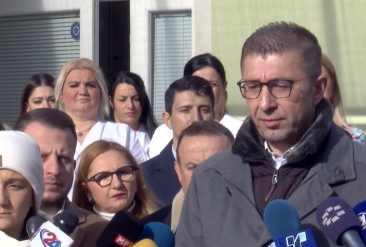 МИЦКОСКИ: Стоиме зад потезите на САД, но ме загрижува молкот на гласните за меѓународното право кога се кршеше врз грбот на Македонија