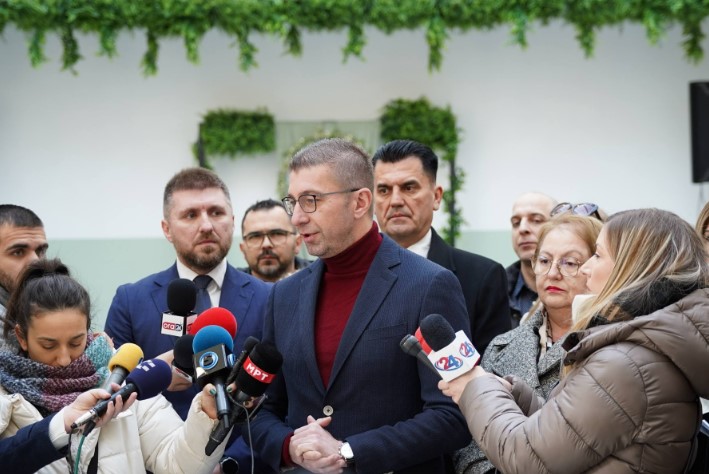 МИЦКОСКИ: Покрај новите проекти мораме да враќаме и долгови од претходната влада, најголем дел од еврообврзницата се за тоа