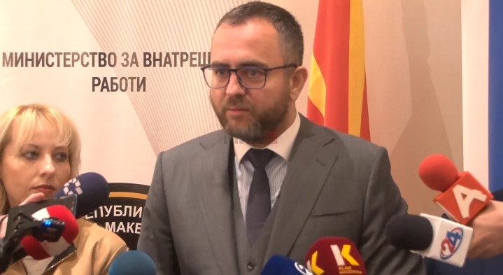 ТОШКОВСКИ: Турски државјанин убиен со нож во Скопје, дете од 2 години тешко повредено, 7 од пиротехника и 49 приведени