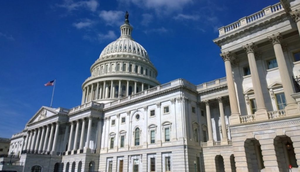 Сенатот на САД започна постапка за забрана на нови воени акции против Венецуела без одобрение од Конгресот