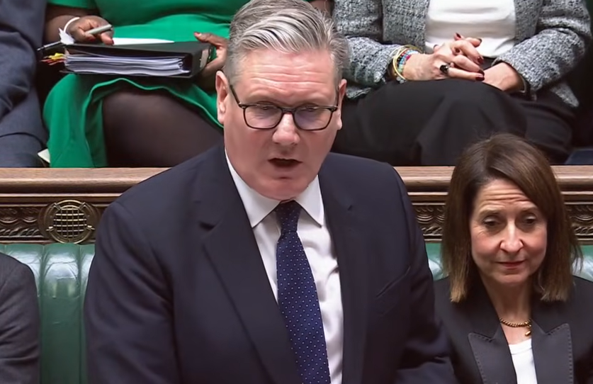 Стармер нема да разговара со Путин, иако тоа го предложија Макрон и Мелони