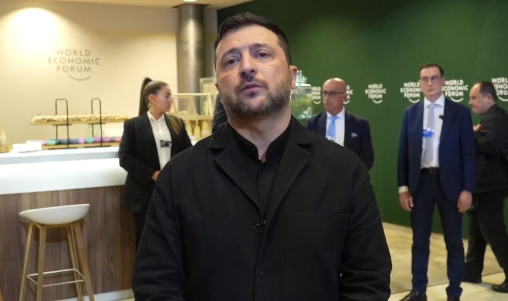 Зеленски во Давос упати жестока критика за европските лидери и повика на обединети европски вооружени сили