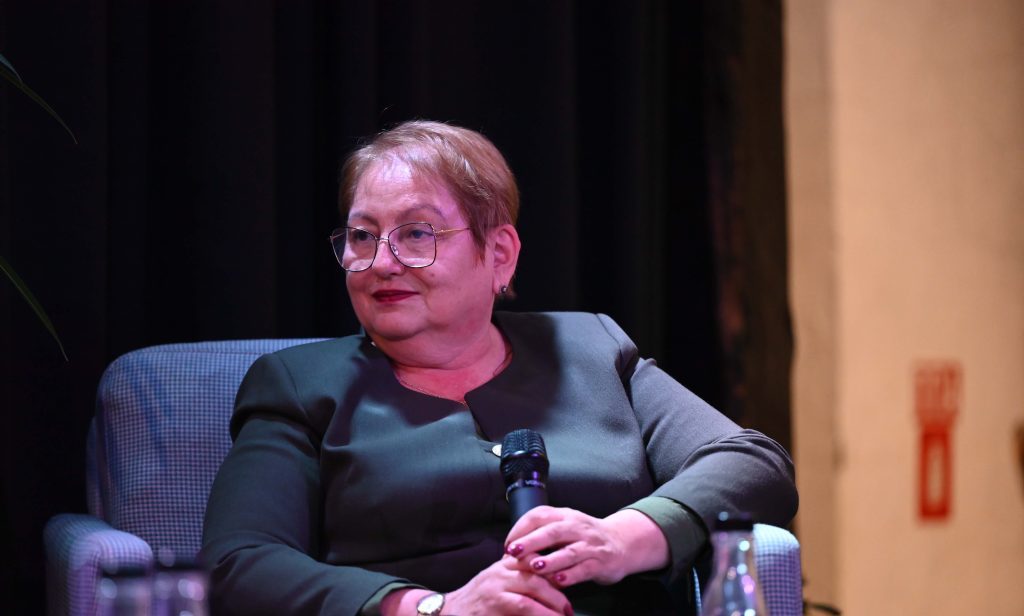 ЈАНЕВСКА: Отсега и на наставничките факултети нема да има вонредно студирање