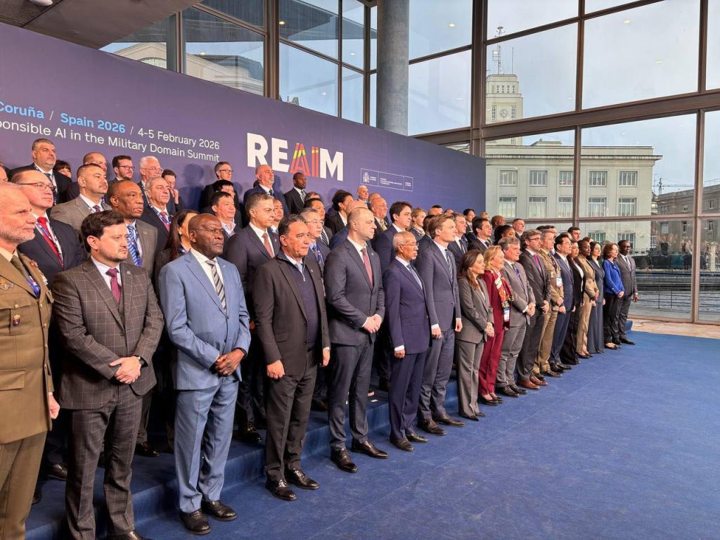 МИСАЈЛОВСКИ: Од особена важност е одговорниот развој и користење на вештачката интелигенција во воениот домен