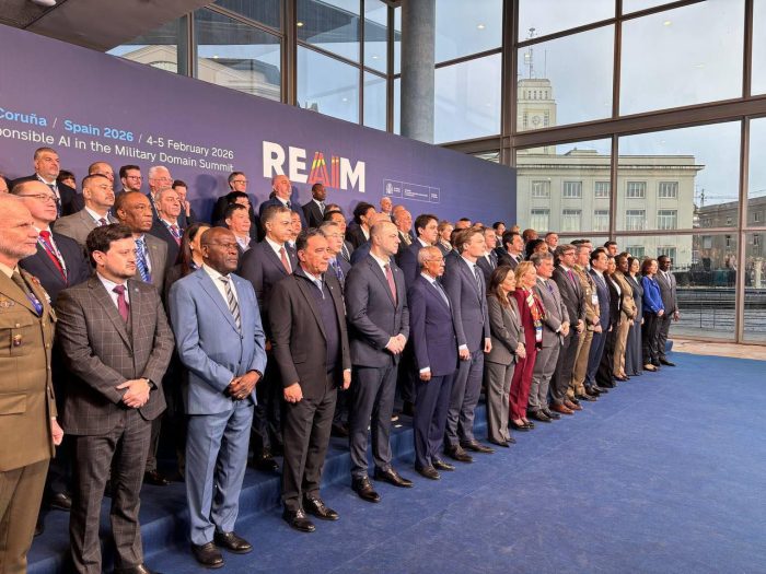 МИСЈАЛОВСКИ: Од особена важност е одговорниот развој и користење на вештачката интелигенција во воениот домен