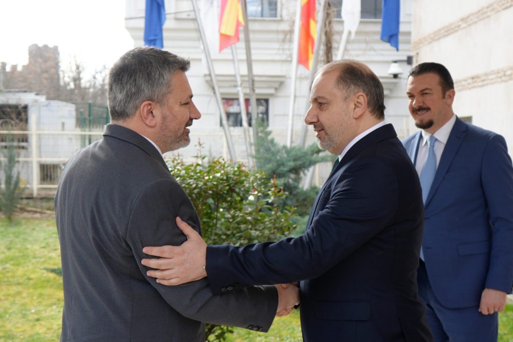 НИКОЛОВСКИ-БУРИКОС: Нашата соработка е мост кон забрзана интеграција на државата во ЕУ