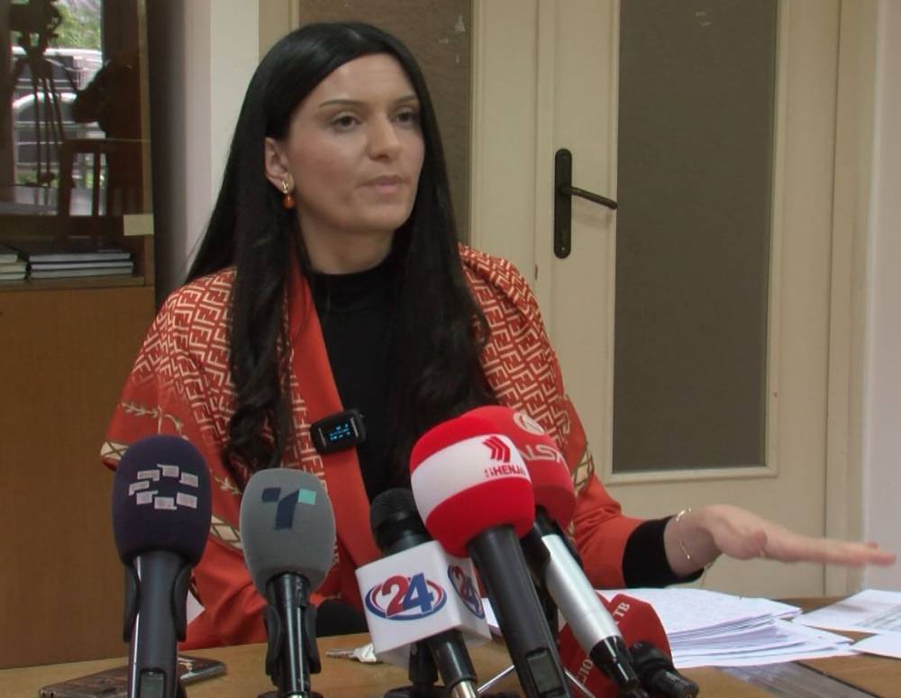 Поранешната директорка на Токсикологија, Бесија Илјази ќе врати 659.831 денари- сума што клиниката ја исплатила како хонорари за спорни ангажмани