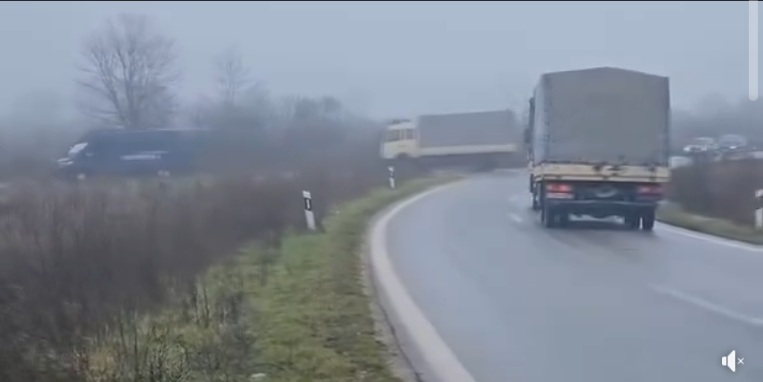 НОВА ДОЗА ОД 21 ТОН ЗАПЛЕНЕТА МАРИХУНА: Зошто Заев лично се јавувал во Царина и се интересирал за овој случај, праша Петрушевски