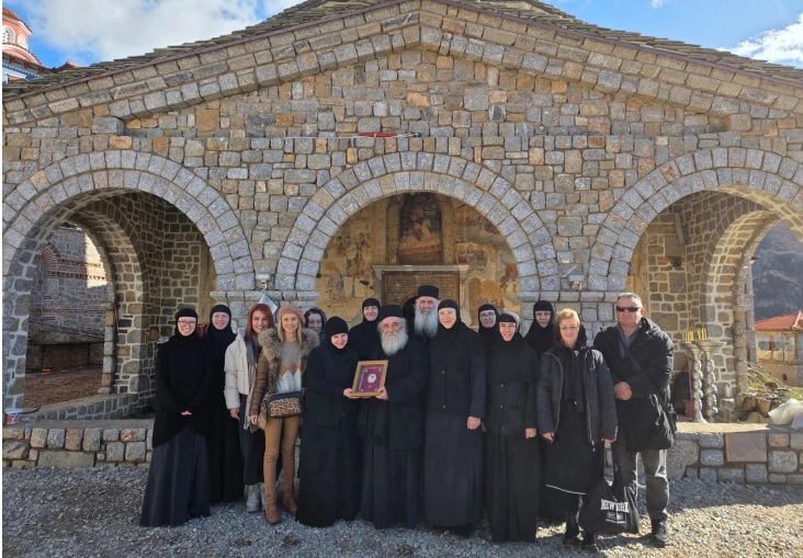 БИГОРСКИ МАНАСТИР: Мошти од свети Василиј Велики пристигнаа во манастирот во Рајчица, дар од Православната црква на Романија