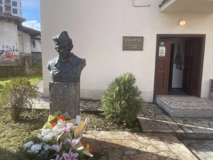 КУМАНОВО ГО ЧЕСТВУВА НАРОДНИОТ ХЕРОЈ: Х. Т. Карпош загина денешен ден 1944 г. во борба со бугарската окупаторска војска и полиција