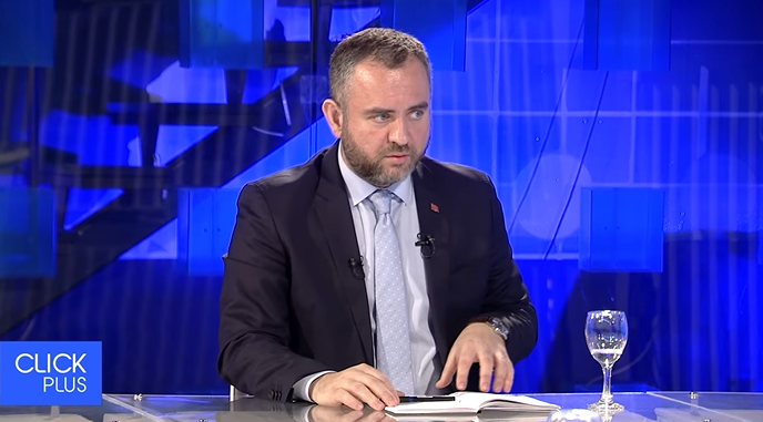 ТОШКОВСКИ: Приведени се 10 лица во случајот со запленетата марихуана