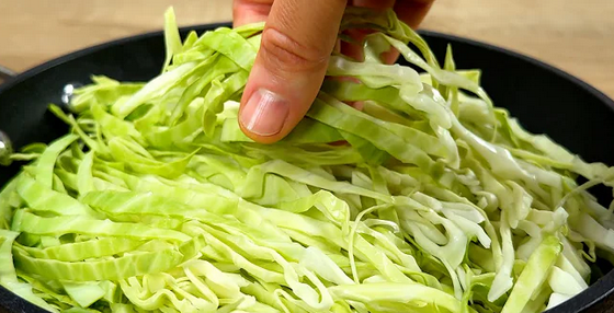 Македонската зелка ја преплави Украина