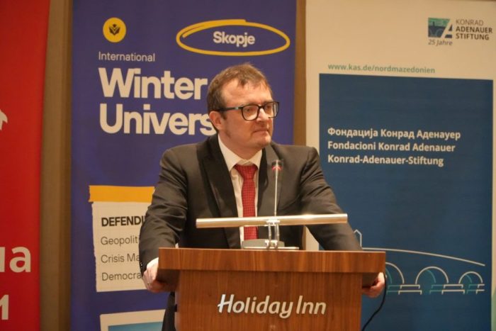 БРАУН: Конфликтите што се актуелни во светот покажуваат дека светскиот поредок, каков што долго време постоеше, е во процес на распаѓање