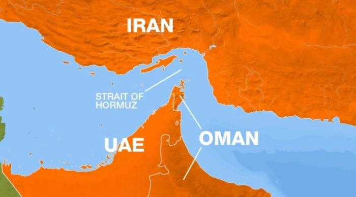 Иран би можел да продолжи да го ограничува транзитот низ теснецот, сугерираат извештаите на три извори