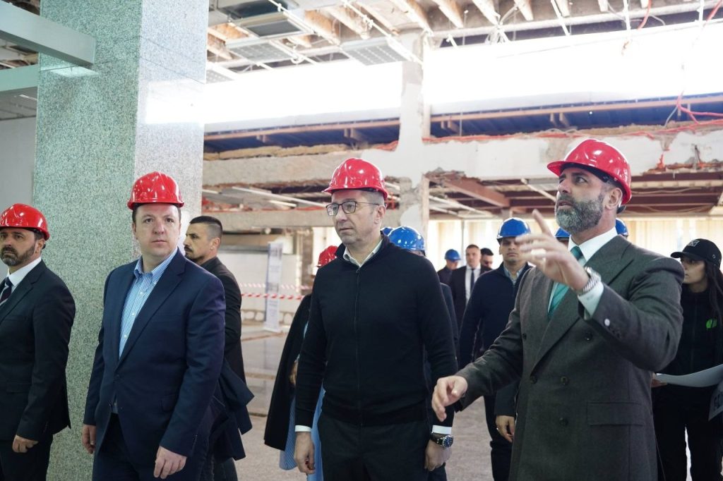 НИКОЛОСКИ: Поставен нов радарски систем на охридскиот аеродром, создаваме нова слика за аеродромите