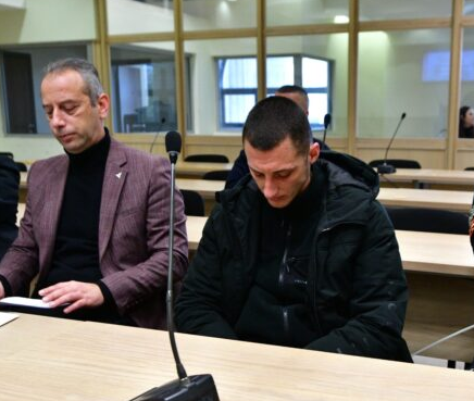 БИЗАРЕН ОДНОС ВО СУДОТ: Јовановски прво се смеел, потоа плачел кога обвинителката кажала како настапила смртта на Ивана и Катја