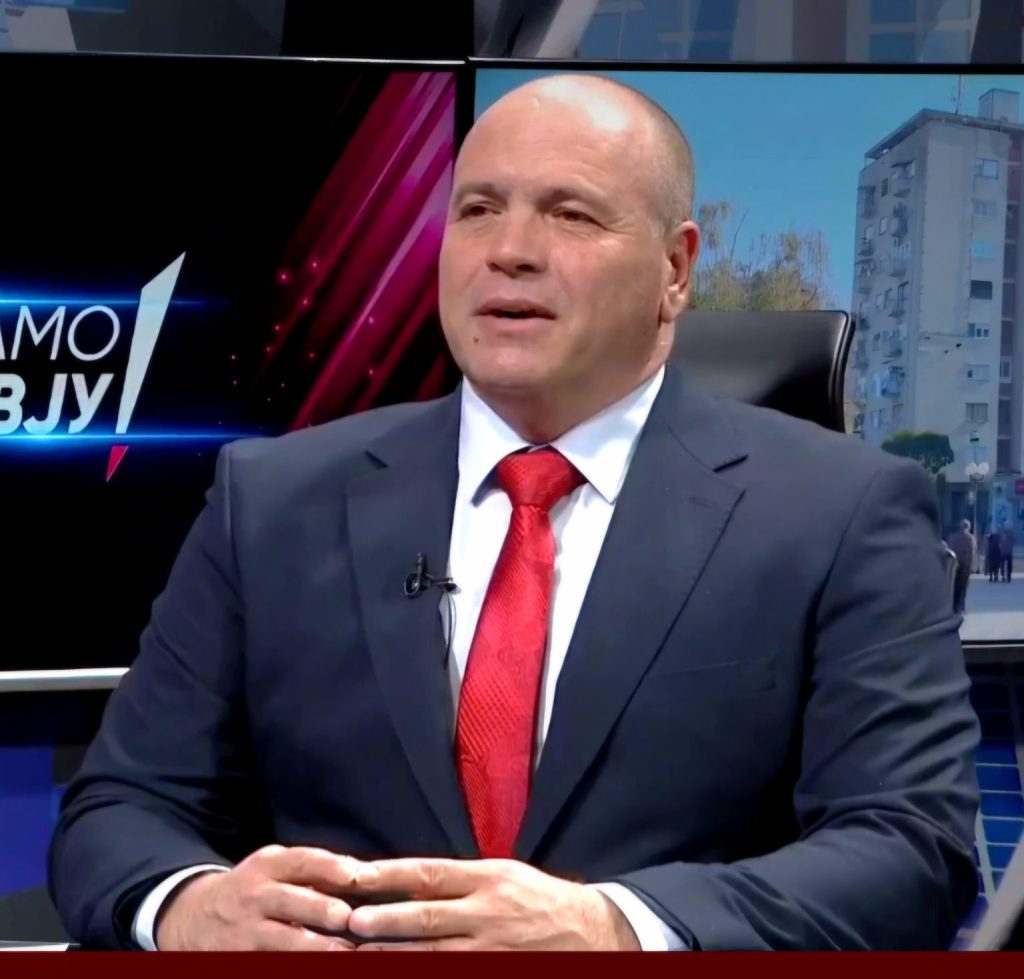 ДИМИТРИЕВСКИ: Прагматично зголемување на минималната плата и цврста линија за ЕУ и уставните измени