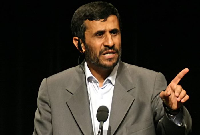 Поранешниот ирански претседател Ахмединеџад убиен во воздушен напад во Техеран