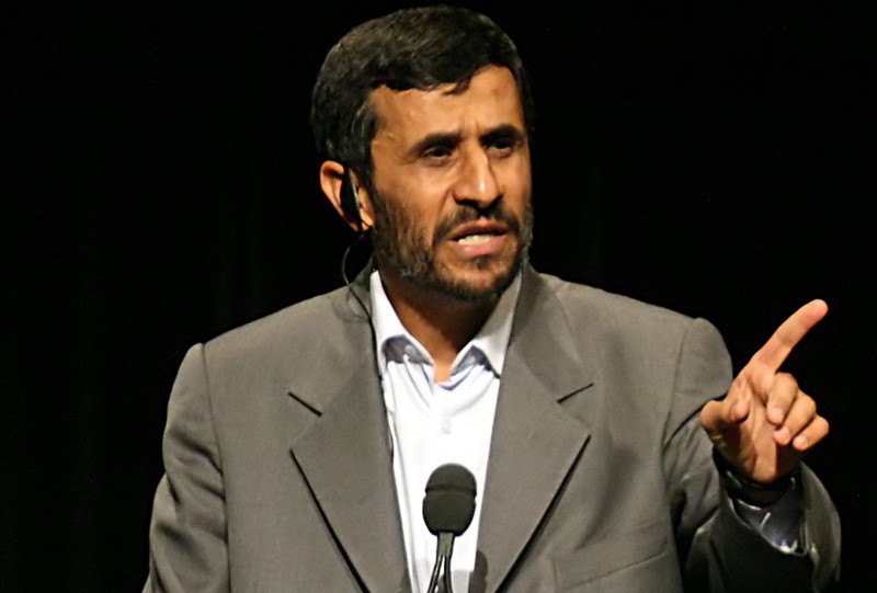 Поранешниот ирански претседател Ахмединеџад убиен во воздушен напад во Техеран