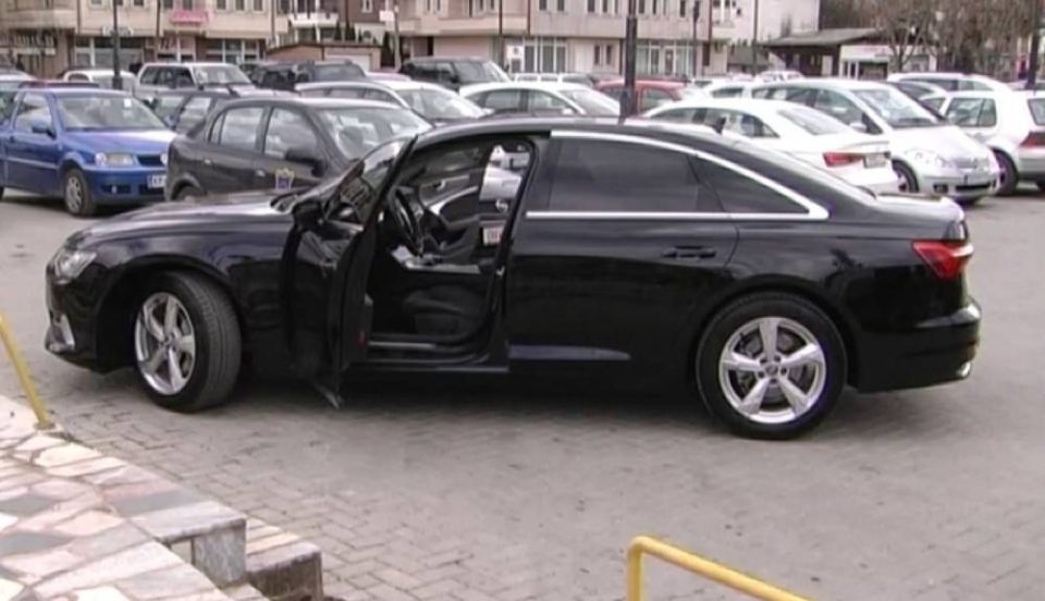 Попречена продажбата на аудито на Општина Струга