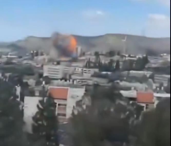 Шест загинати и 20 повредени во ирански ракетен напад во Беит Шемеш во Израел