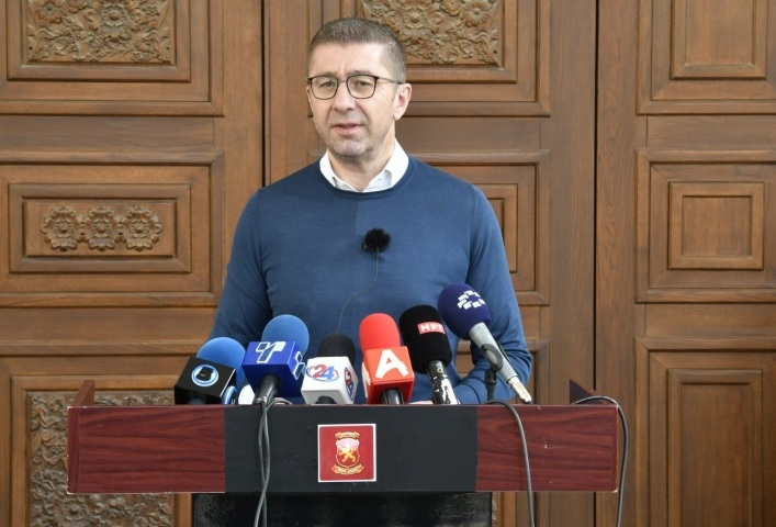 МИЦКОСКИ: Работиме на 17 инвестиции од 650 милиони евра, нови 5.000 работни места и за подобар живот на граѓаните во Македонија