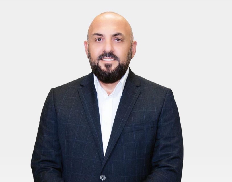 НОЌЕСКА ЗАПАЛЕН РОВЕРОТ НА КУРТО ДУДУШ: Автомобилот што го возел градоначалникот бил од неговата сопруга Фатима Османовска