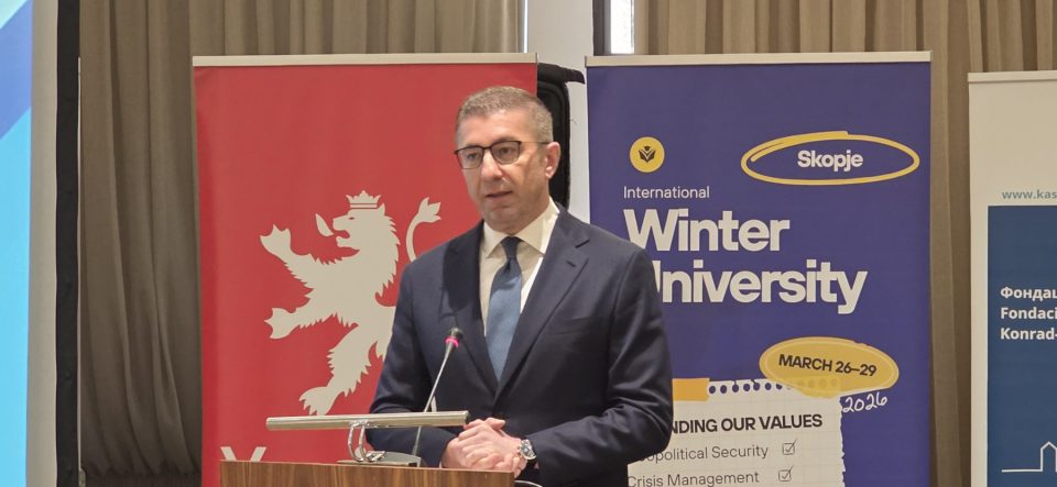 МИЦКОСКИ: Очекуваме в понеделник да има околу 2 денари пониска цена за бензините, намаленото ДДВ на горивата дава резултати