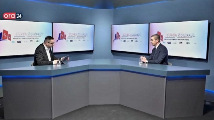 МИЦКОСКИ: Проблемот со јазиците за правосудниот испит е наследен, ДУИ го носеа Законот за јазици и ги излажаа Албанците