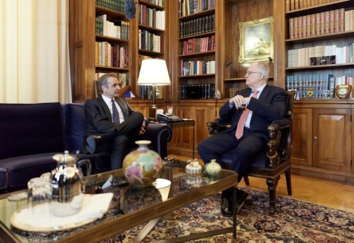 МИЦОТАКИС: Владата во Грција ќе воведе плафон на профитната маржа како на горивата, така и на производите во супермаркетите